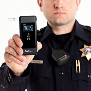 BACtrack Trace, The Advanced Technology Professional Breathalyzer
