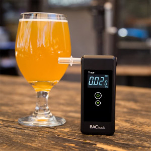 BACtrack Trace, The Advanced Technology Professional Breathalyzer
