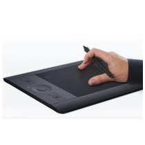 Wacom Intuos Pro M, la tablette à stylet redéfinie