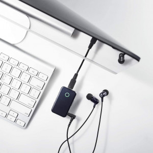 EarStudio ES100 MK2, the Bluetooth receiver for wired earphones