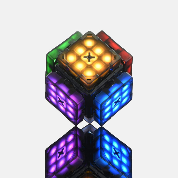 Cube IA eX-Mars: Robot Solveur Intelligent avec Auto-Mélange & Minuteur - Le Futur du Rubiks Cube!