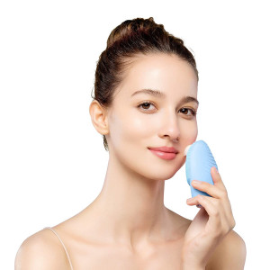FOREO LUNA 3, the electric exfoliator