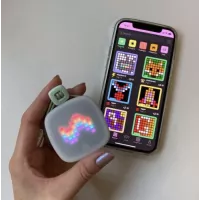 imagiCharm: LAccessoire de Codage Python Amusant pour Enfants - Crée Ton Art Pixel!