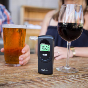 BACtrack Element: Reliable Portable Breathalyzer for Safe Alcohol Testing