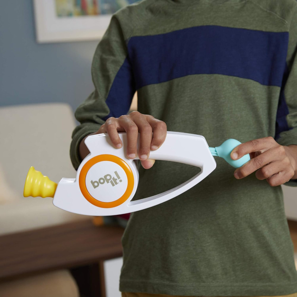 Hasbro Bop It! Electronic Game for Kids 8+, Fun Board Game & Gift
