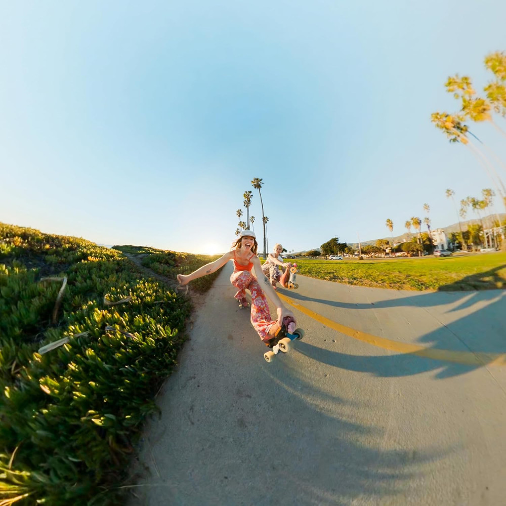 GoPro MAX – Caméra 360 Waterproof 5.6K30 HD & Streaming