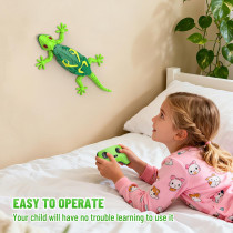 Rechargeable RC Wall Crawler Gecko Toy – Climbing Robot for Kids 4+