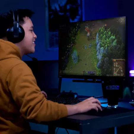 Tobii Eye Tracker 5: Immersion Totale dans Vos Jeux PC! Suivi des Yeux et de la Tête